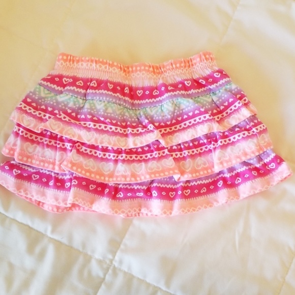 Garanimal's Frilly Skirt Outfit - Picture 3 of 3